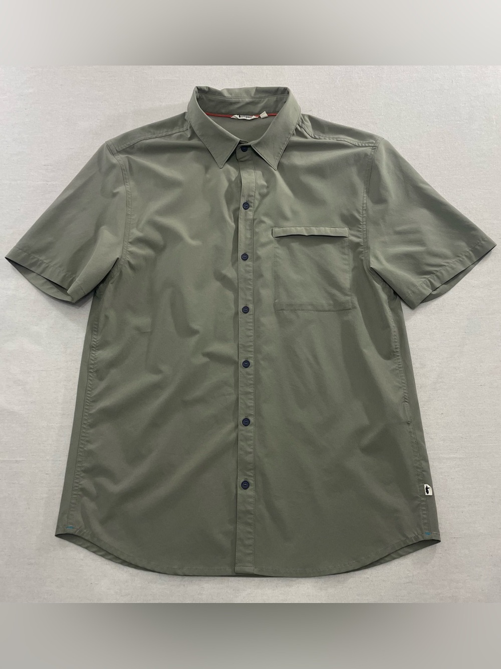 Cotopaxi Shirt Mens M Green Stretch Cambio Outdoor Hiking Button Up Performance